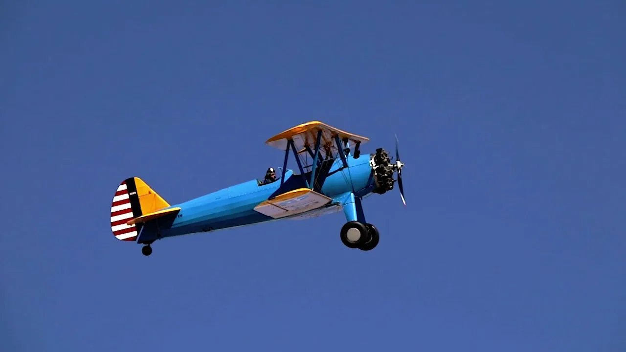 Boeing Stearman en vuelo